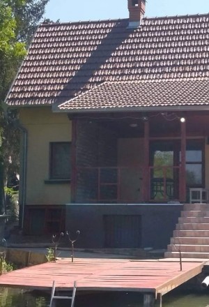 Adlerhaus-horgásznyaraló