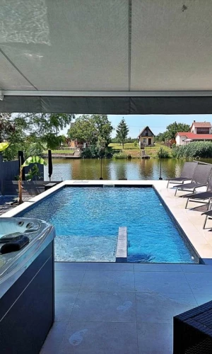 Black Pearl Apartman